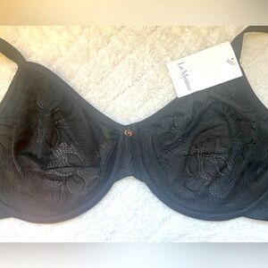 Le Mystere Lace Comfort Unlined Bra - 34DDD/F
